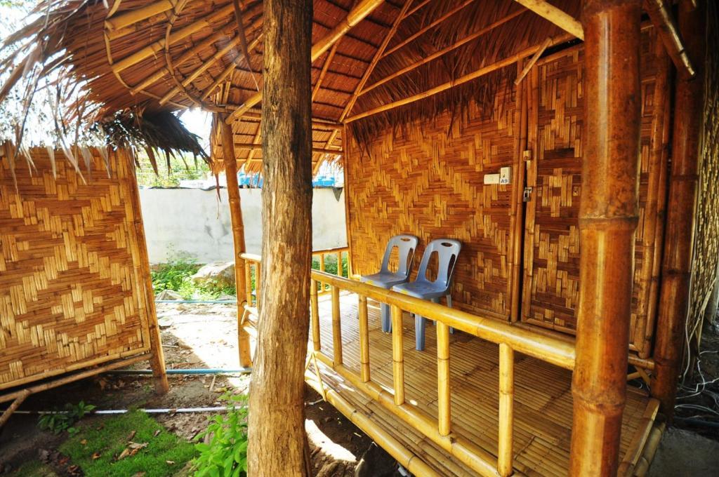 Phutawan Bamboo Resort Ko Phi Phi Exterior foto